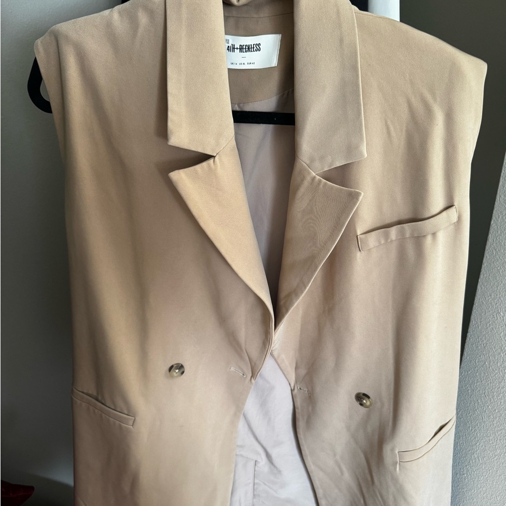 Sleeveless Tan Blazer 4th & RECKLESS
